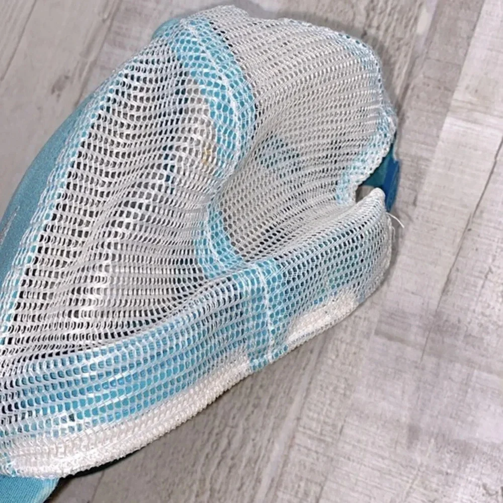 YETI baseball cap turquoise & white SnapBack mesh